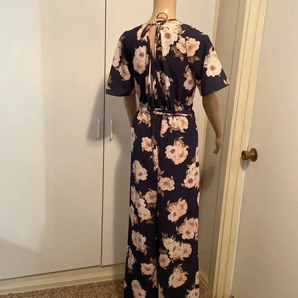 Trixxi jumpsuit, size small blue floral, shirt sleeve - Picture 8 of 10